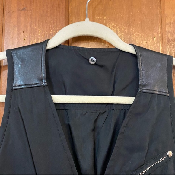 PRADA 90’s Vintage Black Utility Vest Nylon & Leather - Picture 2 of 11